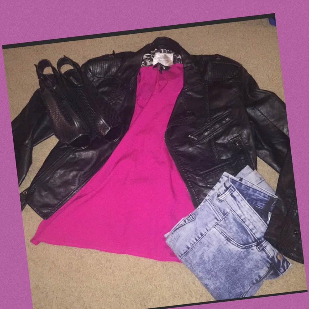 🎈$5🎈 Cute pink dress shirt